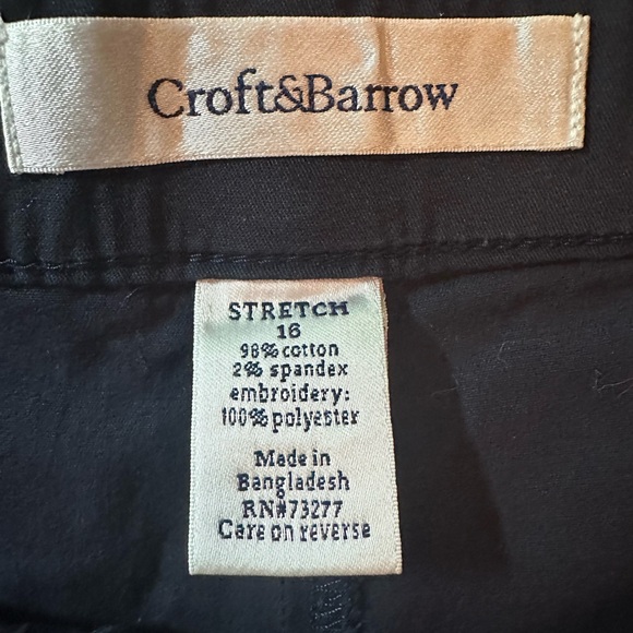 Trending Croft & Barrow Dark Blue Embroidered Lobster Skort, Size 16 (219) - Picture 7 of 7